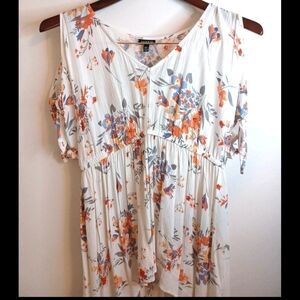 Torrid white floral gauze top